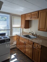 40 Gilman Falls Ave photo'