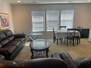 3410 Sequoia Ct in Perris, CA - Foto de edificio - Building Photo