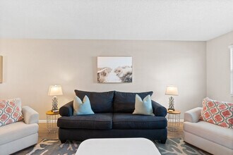 885 Santa Rosa Blvd-Unit -ID1246524P in Fort Walton Beach, FL - Building Photo - Building Photo