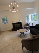 1314 Brooke Gln in Fallbrook, CA - Building Photo