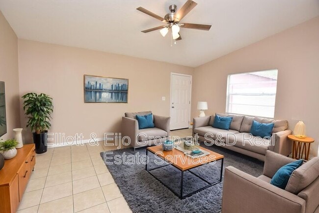 774 Zella Ln in Lakeland, FL - Building Photo - Building Photo