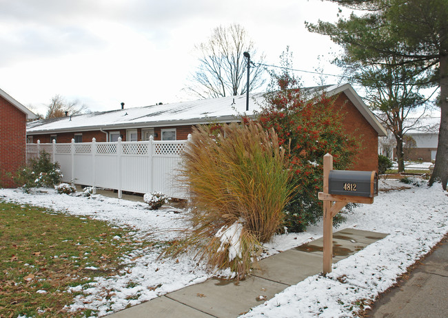 4810 Grand Central Ave in Vienna, WV - Building Photo - Building Photo