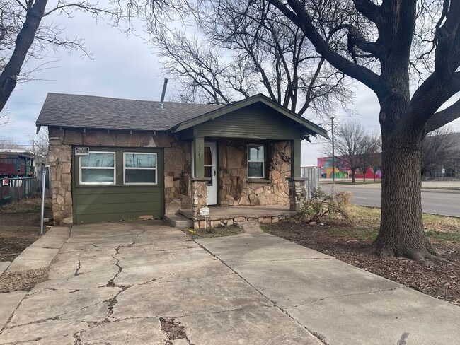 property at 1745 SE 9th Ave