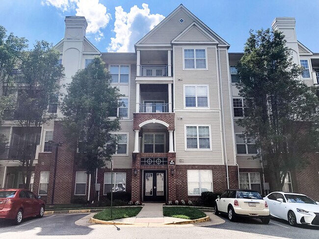 3015 Nicosh Circle, Unit 2103