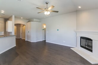 120 Wilson Cliff Dr in White Settlement, TX - Building Photo - Building Photo