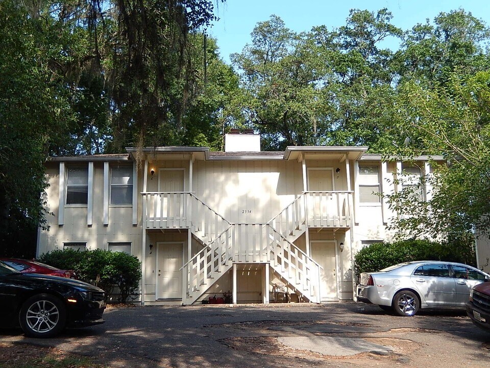 2334 Sylvan Ct in Tallahassee, FL - Building Photo