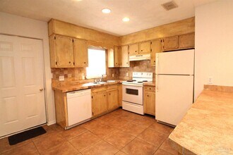 4964 W Spencer Field Rd in Pace, FL - Building Photo - Building Photo
