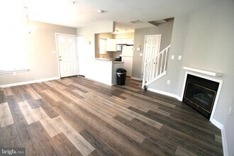 6233 Sandpiper Ct in Elkridge, MD - Building Photo - Building Photo