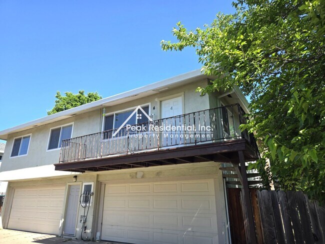 5555 Keoncrest Cir in Sacramento, CA - Building Photo - Building Photo
