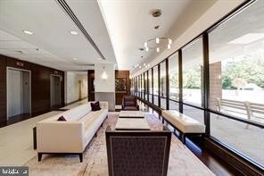 6301 Stevenson Ave-Unit -510 in Alexandria, VA - Foto de edificio - Building Photo