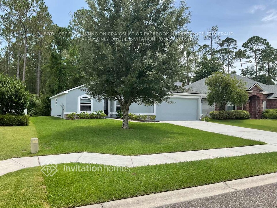3994 Trail Ridge Road in Middleburg, FL - Building Photo