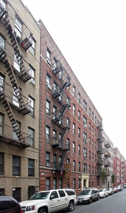 Jowald Manor in Bronx, NY - Building Photo