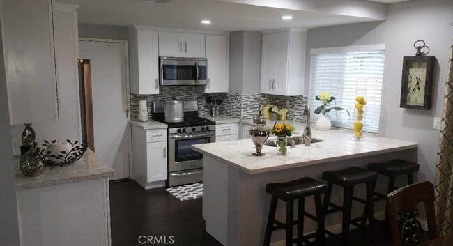 1456 N Barranca Ave in Ontario, CA - Foto de edificio - Building Photo