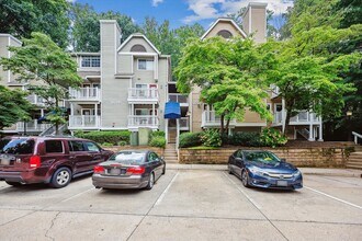 10703 Hampton Mill Terrace in Rockville, MD - Building Photo - Building Photo