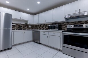 500 Three Islands Boulevard in Hallandale Beach, FL - Building Photo