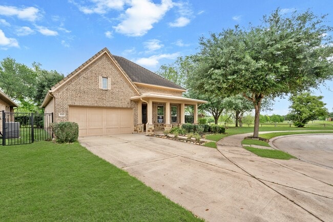 5327 Metzger Ct in Sugar Land, TX - Building Photo - Building Photo