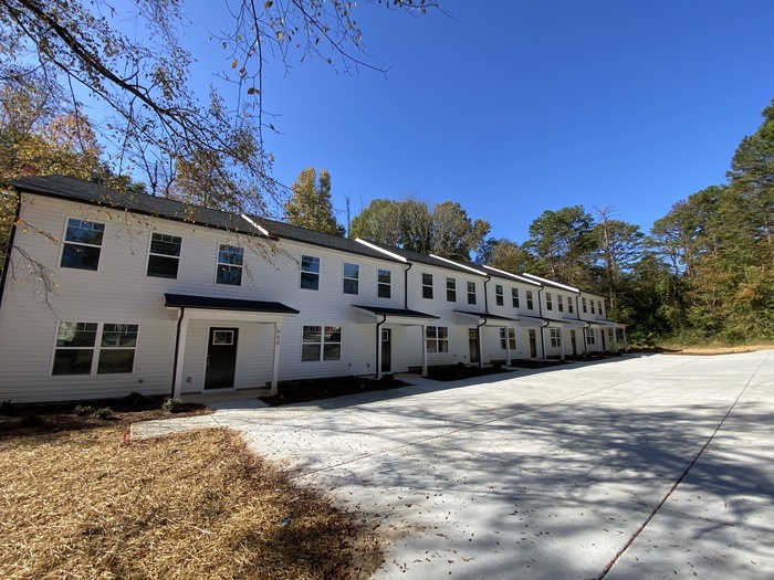 652 Faith Dr SW in Concord, NC - Building Photo