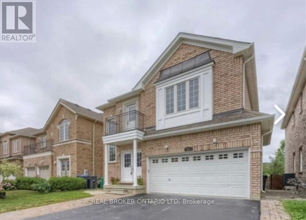 88 Sir Jacobs Crescent in Brampton, ON - Building Photo