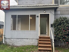 2712 E 8th St in Vancouver, WA - Building Photo
