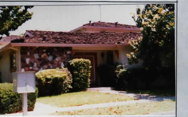 300 Richfield Dr in San Jose, CA - Foto de edificio - Building Photo