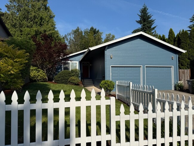 8412 SW 30th Ave in Portland, OR - Building Photo - Building Photo