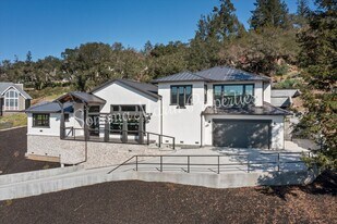 3807 Clear Ridge in Santa Rosa, CA - Building Photo