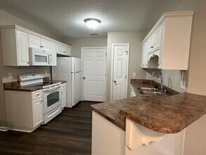 2221 Jasmine Way in Grovetown, GA - Building Photo - Building Photo