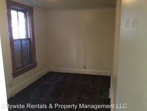514 N 30th St in Milwaukee, WI - Building Photo - Building Photo
