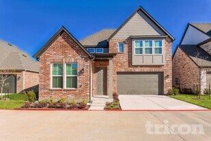 402 Thornton Ct in Saginaw, TX - Building Photo