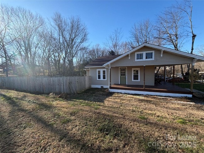 property at 31 Carolina Ave