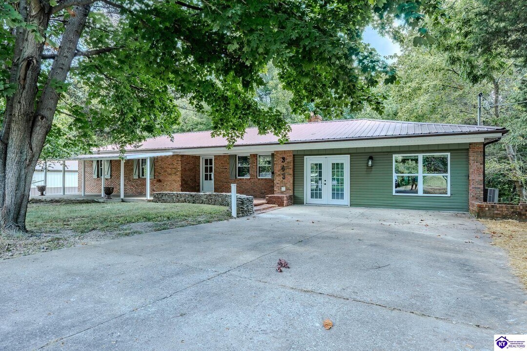 343 Meadowview Dr in Elizabethtown, KY - Building Photo