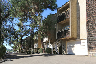 Lake Murray Woodlands Apartments