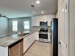 5618 Basilica Pl in San Antonio, TX - Building Photo - Building Photo