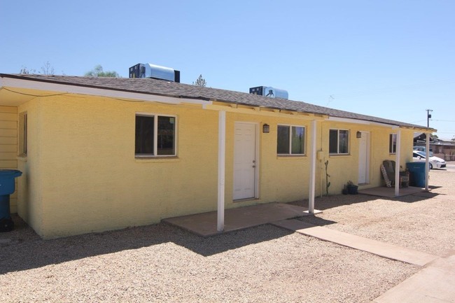 2206 E Portland St in Phoenix, AZ - Building Photo - Building Photo