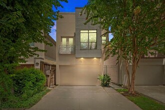 1410 Knox St in Houston, TX - Building Photo - Building Photo