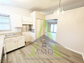 2712 Grassy Creek Ct in Indianapolis, IN - Building Photo - Building Photo
