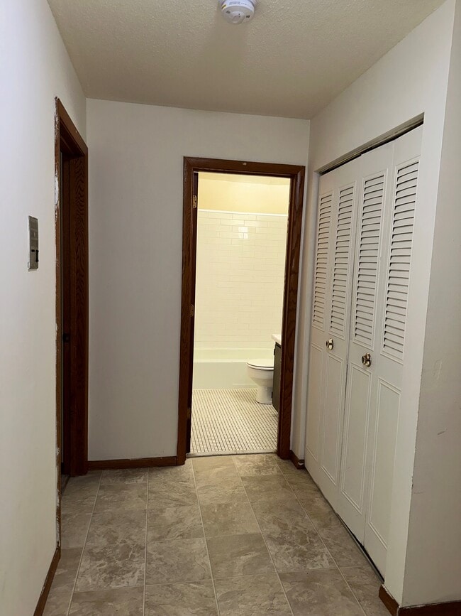 Phalen View Apartments in St. Paul, MN - Building Photo - Building Photo