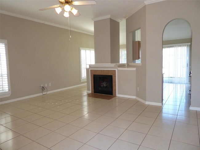 6419 Diamond Rock Dr