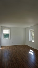 200 Hiawatha Ln in Drexel Hill, PA - Building Photo - Building Photo