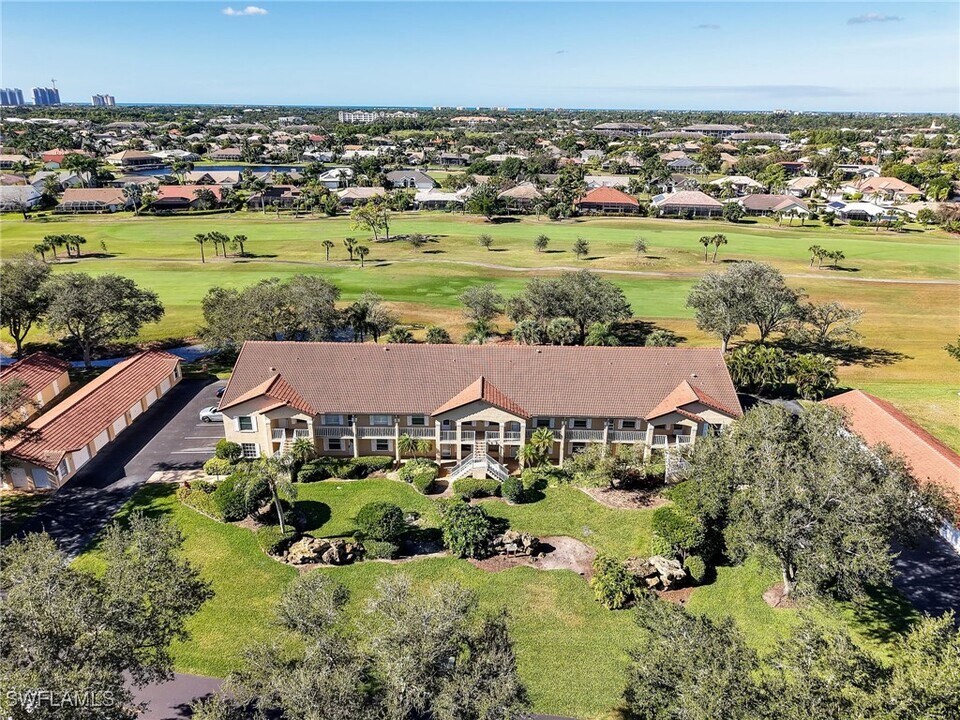 9851 Costa Mesa Ln in Bonita Springs, FL - Building Photo