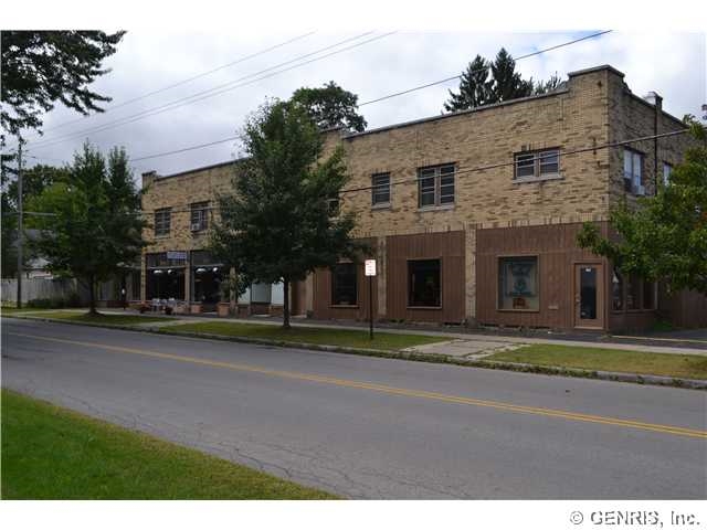 195-205 Rawlinson Rd in Rochester, NY - Building Photo