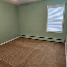 5852 N Melvina Ave in Chicago, IL - Foto de edificio - Building Photo