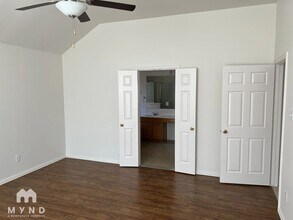 300 Adrian Ct in Mesquite, TX - Building Photo - Building Photo