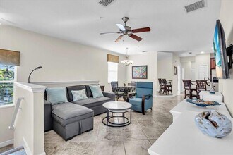 8106 Moonstone Dr in Sarasota, FL - Building Photo - Building Photo