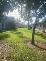 23331 Caminito Telmo in Laguna Hills, CA - Building Photo