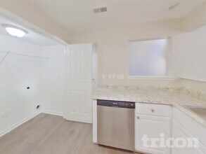 417 Havenbrook Way NW in Concord, NC - Foto de edificio - Building Photo