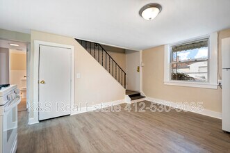 27 Rudolph St in Mckees Rocks, PA - Building Photo - Building Photo
