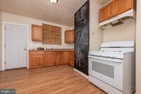 32 N Decker Ave photo'