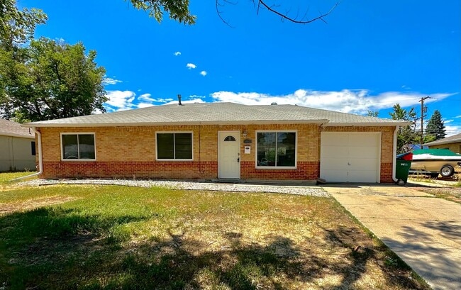 property at 1043 Tucson St