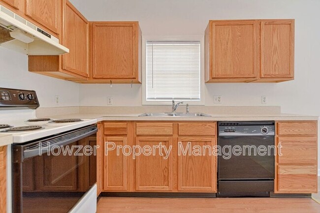 7 Park Ave in Attleboro, MA - Building Photo - Building Photo
